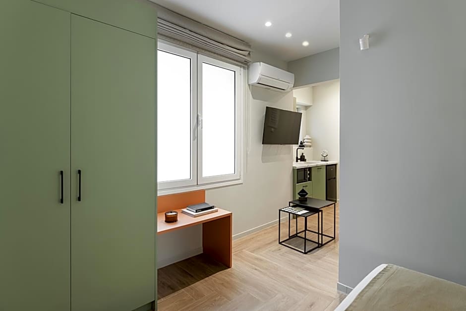 ASTIKON Xenofontos Suites