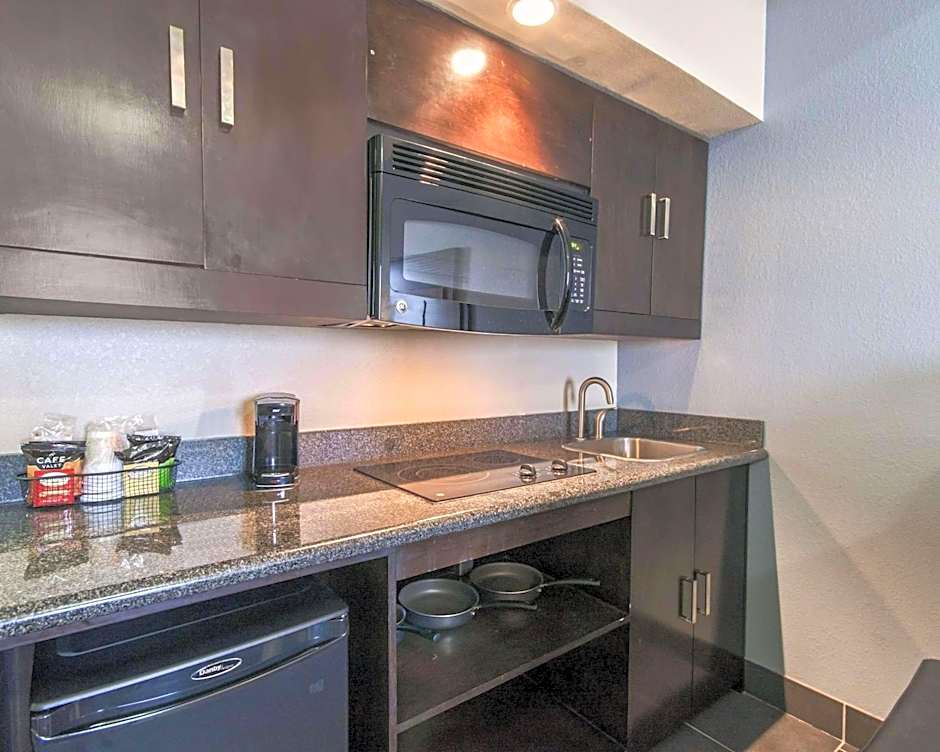 Comfort Inn & Suites El Paso I-10 Airport Area