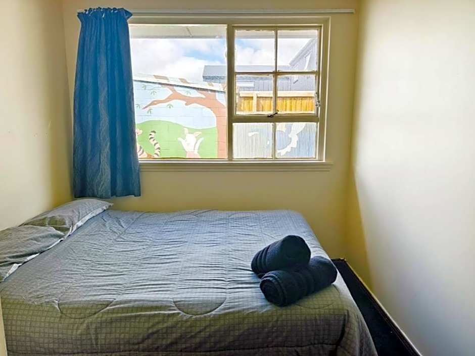Ferry Motel