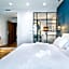 Budapest Eye- Boutique Suites, by BQA