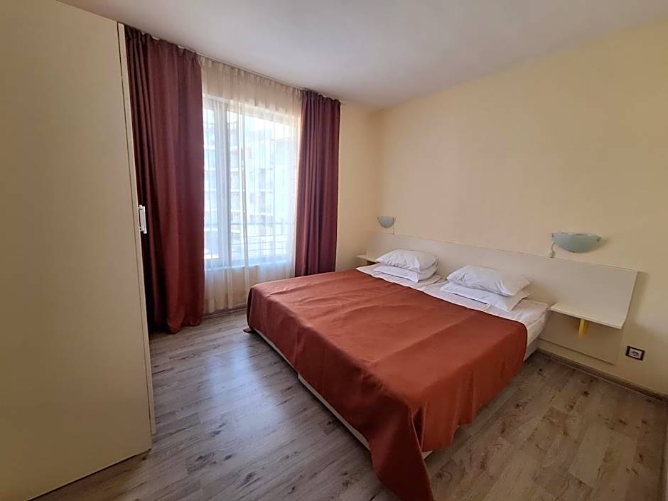 Mariner's Hotel - Self Catering - Adults Only