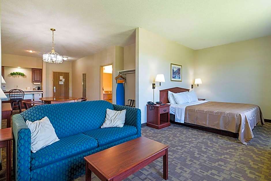 Quality Inn & Suites Schoharie near Howe Caverns