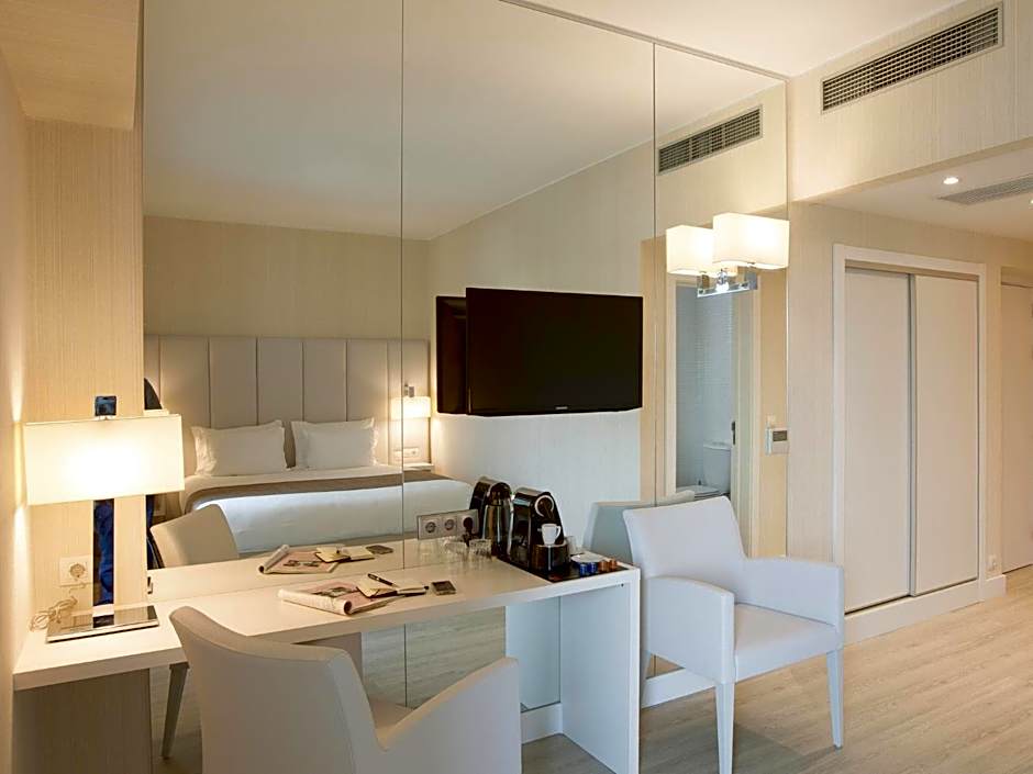 LUTECIA Smart Design Hotel