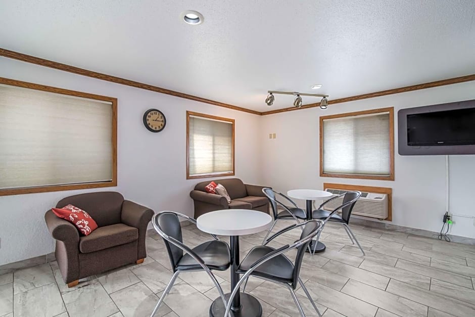 Motel 6-Fargo, ND - South