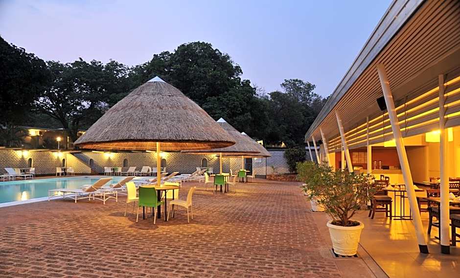 Cresta Sprayview Victoria Falls