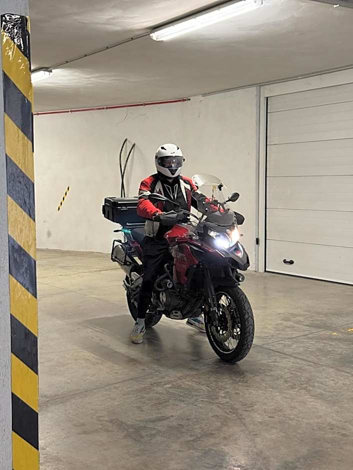 Eremes Rooms & Apartments