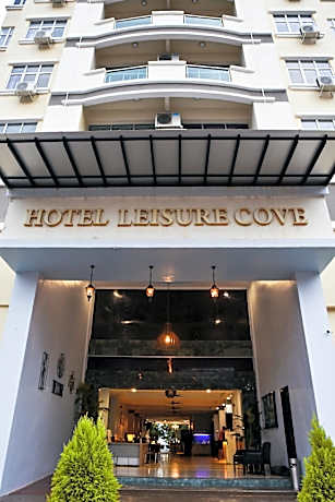 Leisure Cove Hotel & Apartments