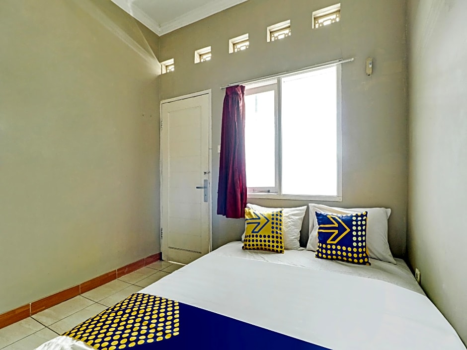 SPOT ON 91135 Hanami Syariah