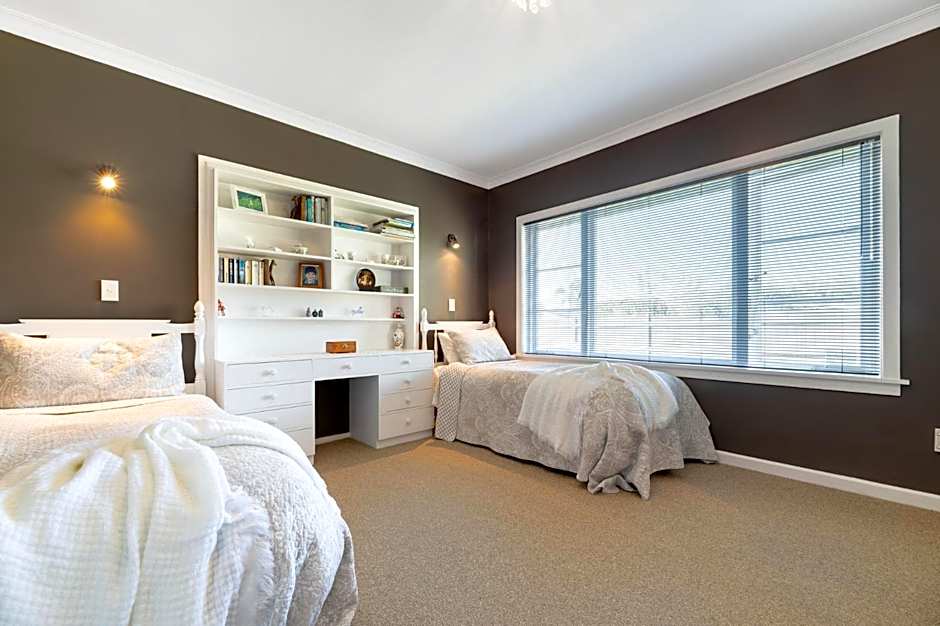 Grange Harbour View B&B