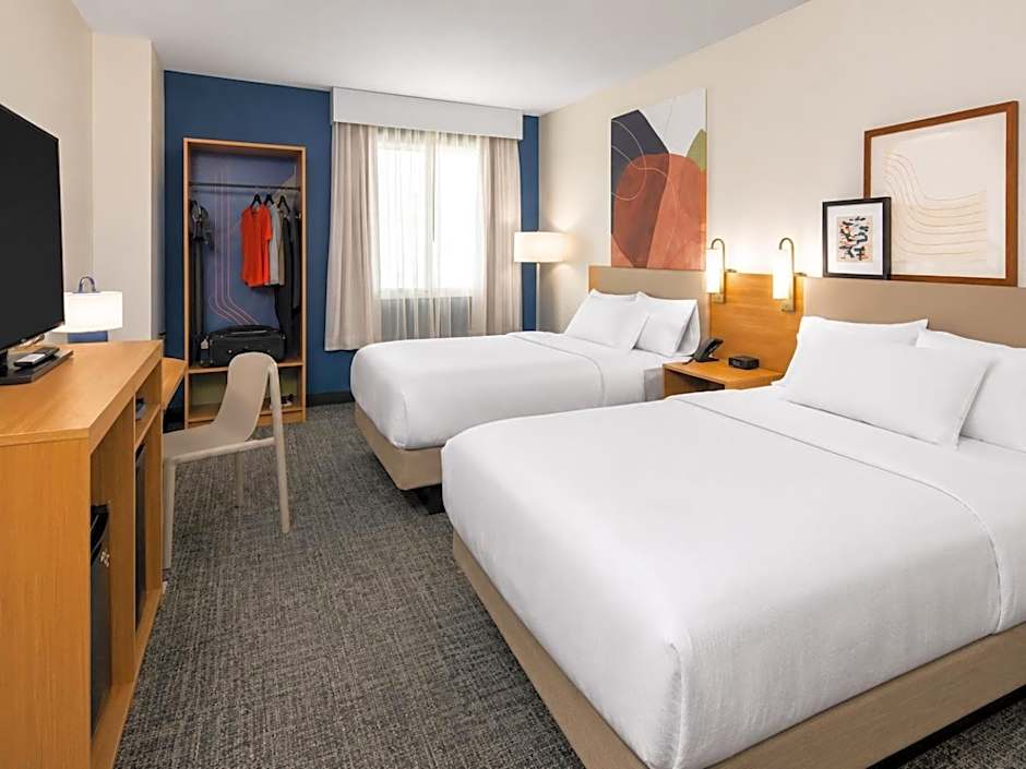 Spark by Hilton Sellersburg