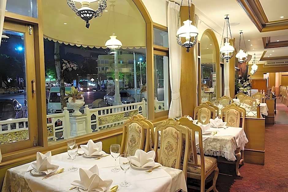 Methavalai Residence