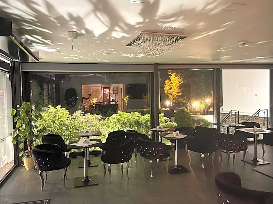 Wellness & SPA boutique Hotel pod lipkami Prague