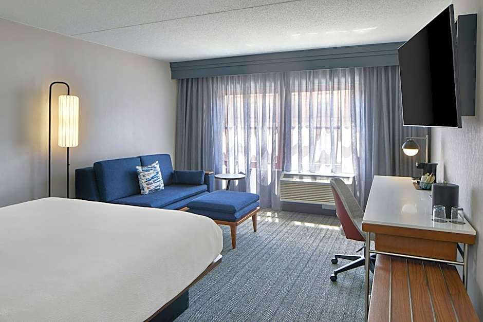 Courtyard by Marriott Providence Downtown