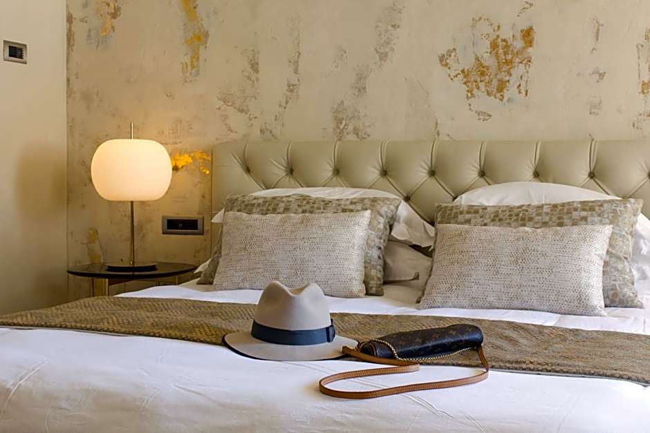 Castellano Hotel & Suites