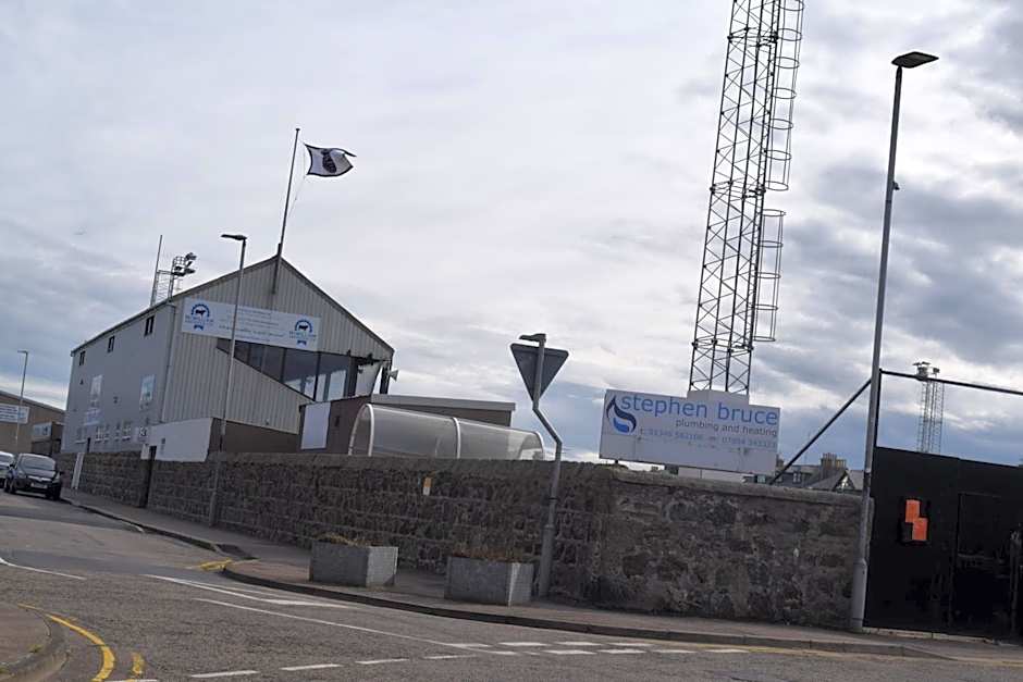 Cheers Cafe Bar & Tavern