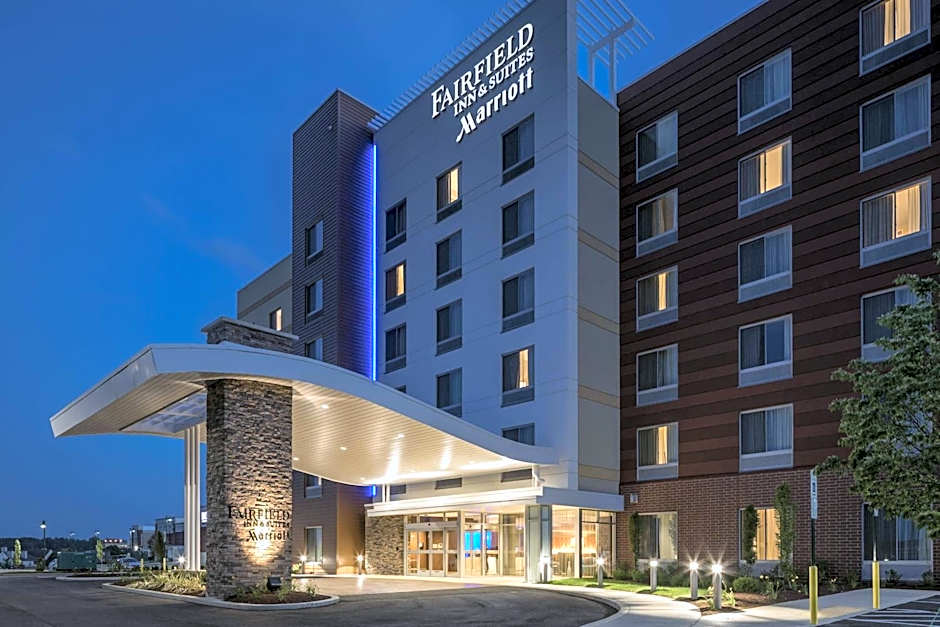 Fairfield Inn & Suites by Marriott Pittsburgh North/McCandless Crossing