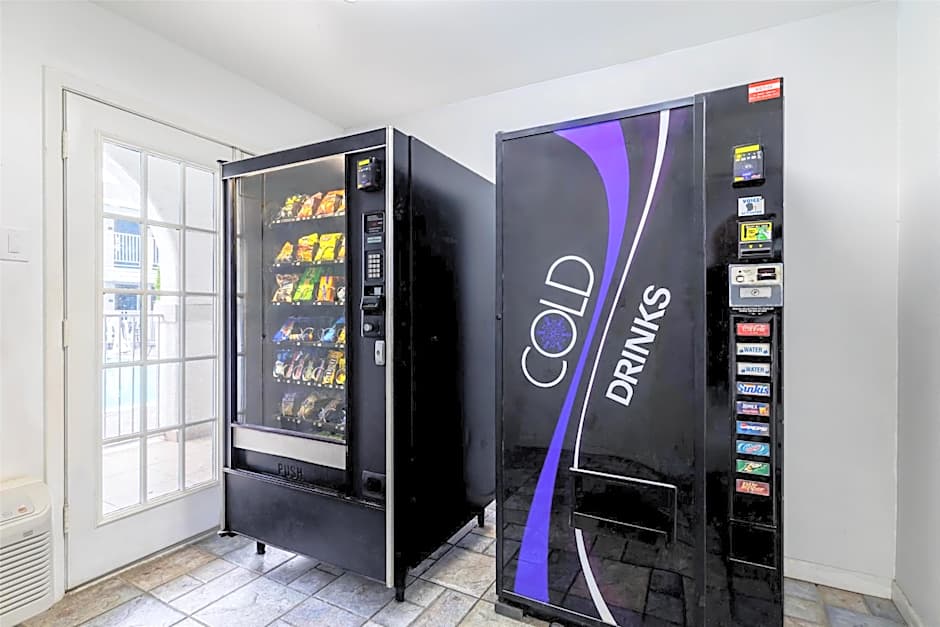 Motel 6 Dallas TX Downtown