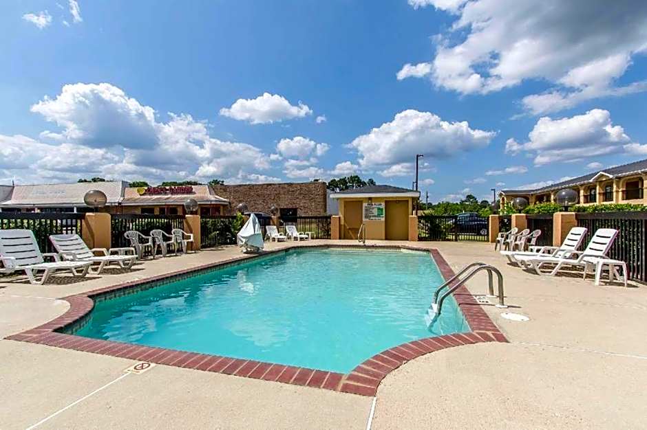 Quality Inn Andalusia