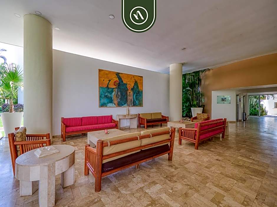 2BR Condo with Private Blacony - Oceean View