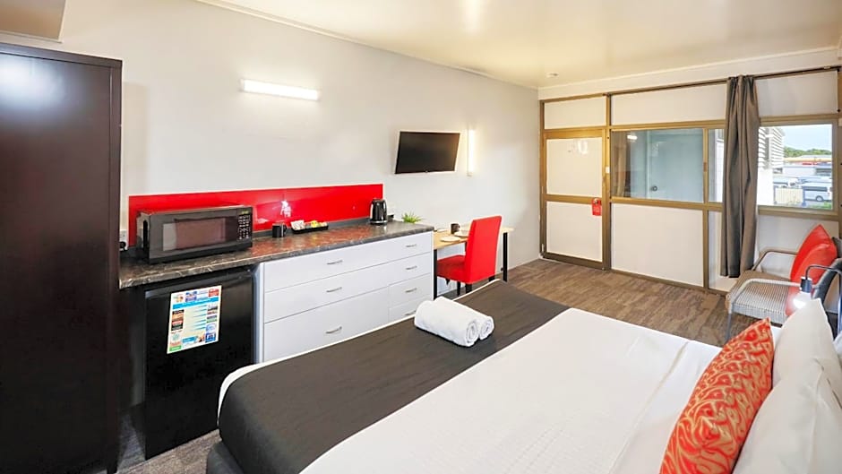 ZED MOTELS Tropical Gateway