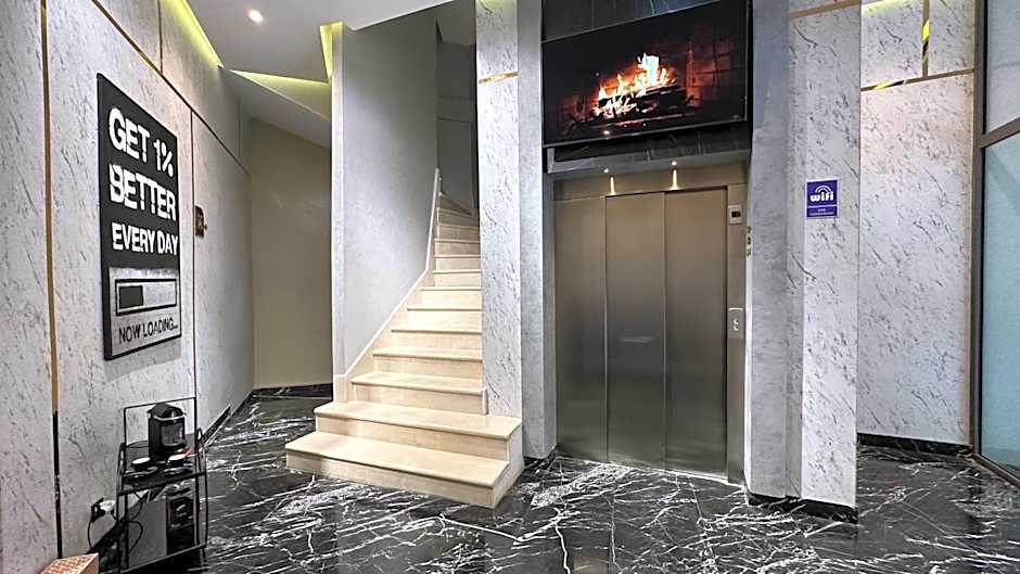 ZEN Suites Hotel Massira