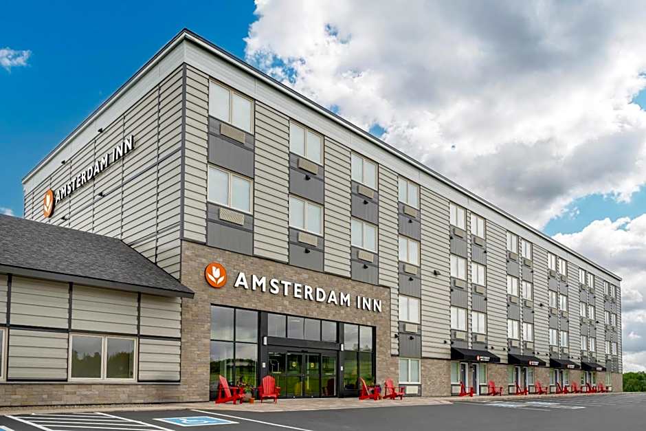 Amsterdam Inn & Suites, an Ascend Collection Hotel