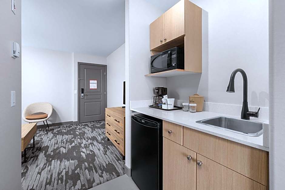 Sandman Hotel Calgary Airport