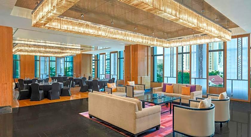 Renaissance by Marriott Bangkok Ratchaprasong Hotel