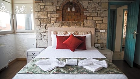 Alacati Sardunya Hotel