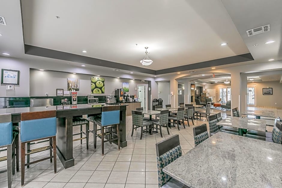 La Quinta Inn & Suites by Wyndham Granbury