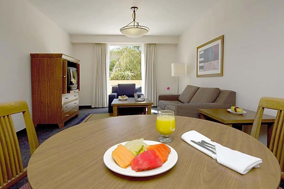 Fiesta Inn Express San Luis Potosi Oriente