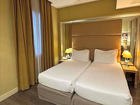 Classic Superior Family Twin Room