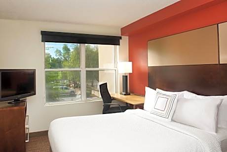 2 Bedroom Suite