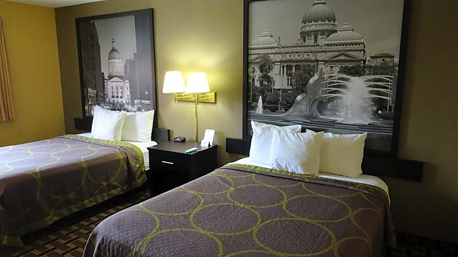 Super 8 by Wyndham Terre Haute