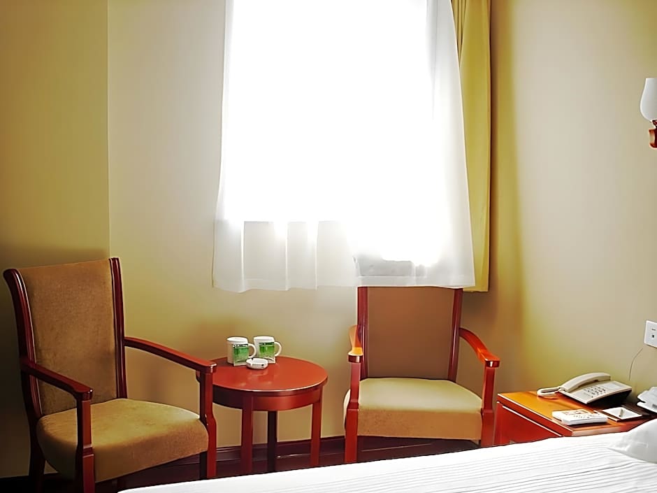 GreenTree Inn Jinan Daming Lake Hotel