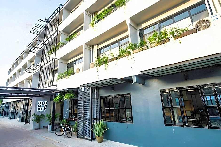 Blu Monkey Hotel Suratthani