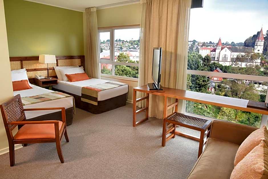 Hotel Solace