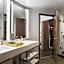Renaissance by Marriott Atlanta Airport Gateway Hotel