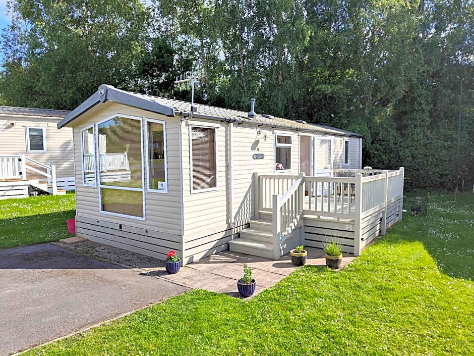 Holiday home sleeps six