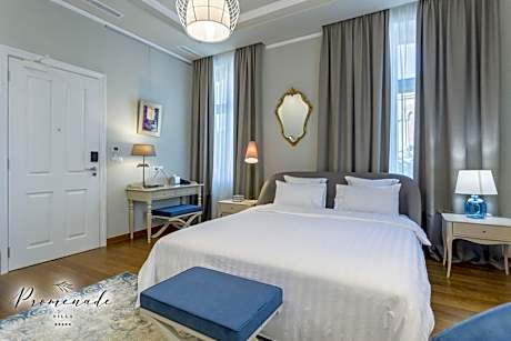 Deluxe King Studio with City View