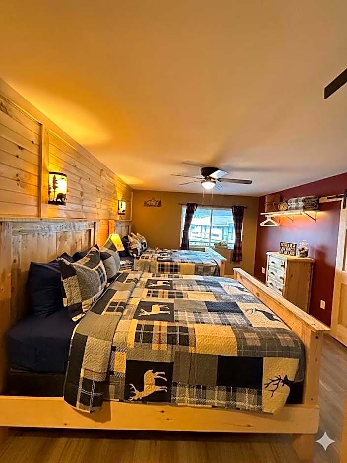 The Lake George Inn