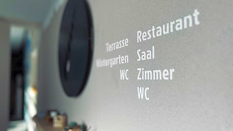 Hotel Alpina Einhorn - Self-Check-In