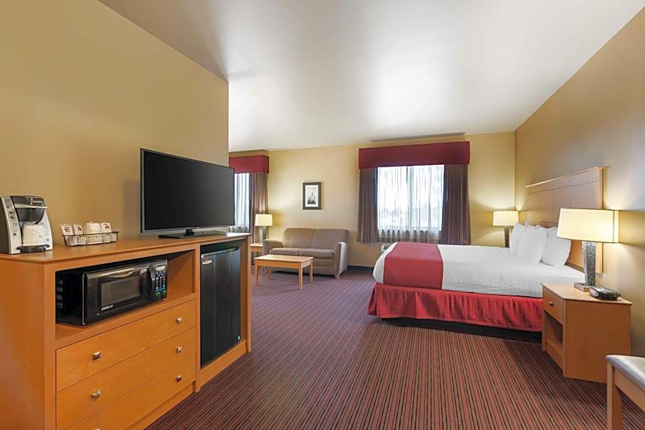 Best Western Golden Prairie Inn And Suites