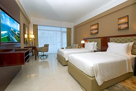 Superior Twin Room with Complimentary City Tour & Access to Beach Lounge