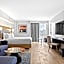 DoubleTree by Hilton New York JFK Airport