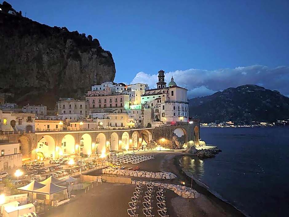 L'Antico Borgo Dei Limoni