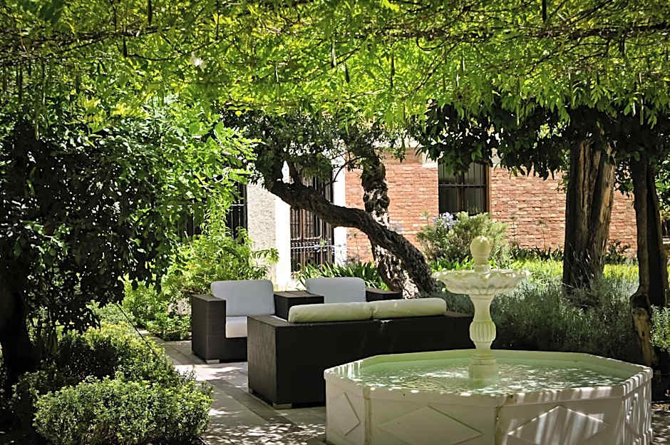 Hospes Palacio De Los Patos, a Member of Design Hotels