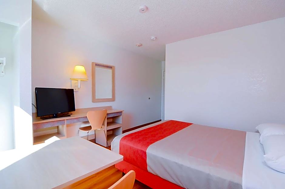 Motel 6-North Palm Springs, CA - North