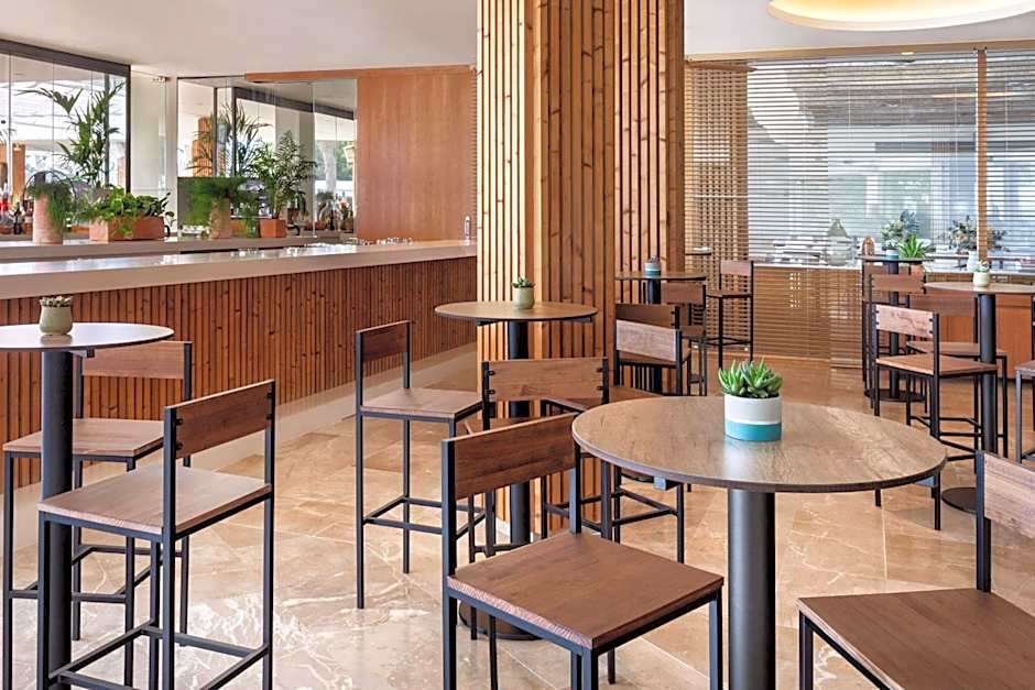 Melia South Beach