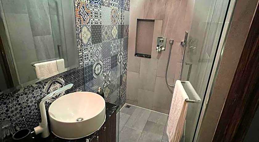 Palmyrah Surin Beach Residence
